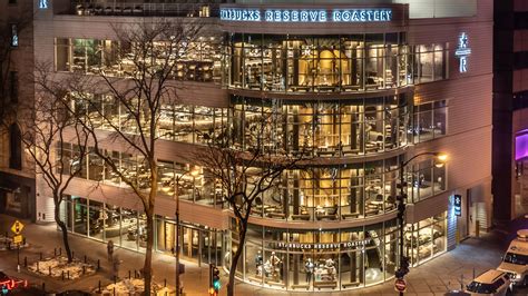Starbucks Reserve ® Roastery Chicago .